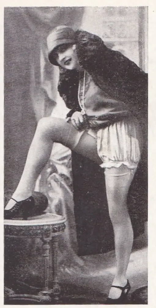 Коллекционная карточка из табачной пачки, 1922 Коллекционная карточка из табачной пачки, 1922
