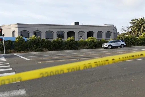 В Калифорнии произошла стрельба в синагоге. Перед нападением подозреваемый опубликовал манифест