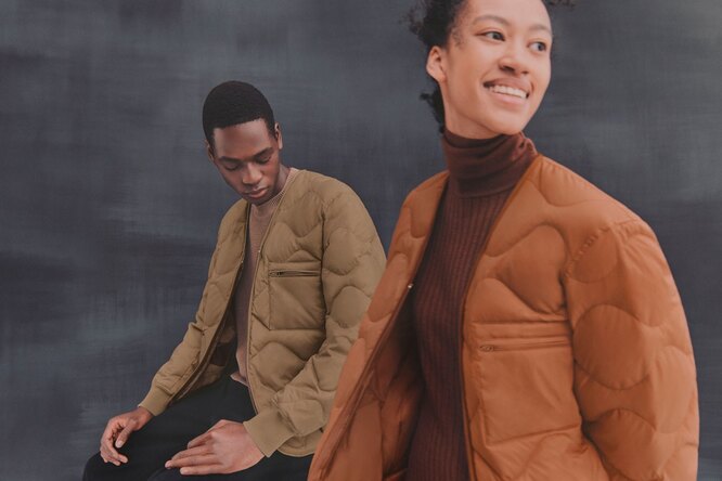 Uniqlo запустили новую инициативу по переработке одежды и будут делать пуховики из старых пуховиков Uniqlo запустили новую инициативу по переработке одежды и будут делать пуховики из старых пуховиков
