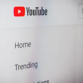 Госдума разрешила блокировать YouTube, Facebook* и Twitter в случае «цензуры» и «дискриминации» в отношении российских СМИ