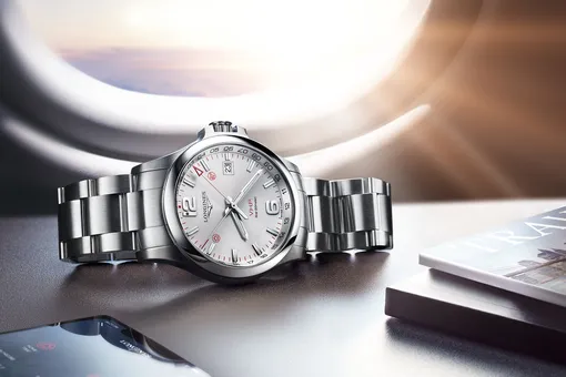 Вокруг света за несколько вспышек: суперточные новые часы Longines Вокруг света за несколько вспышек: суперточные новые часы Longines
