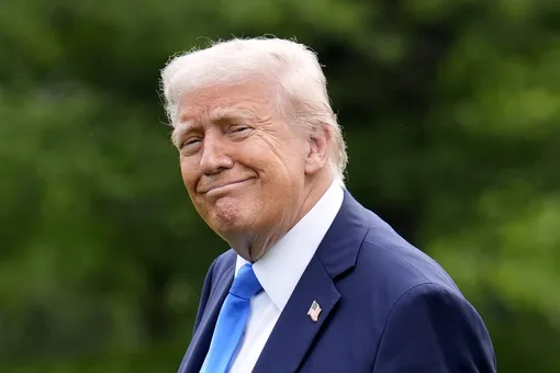 Трамп призвал американцев праздновать День Победы во Второй мировой войне 8 мая и заявил, что США сделали для победы «намного больше других стран» Трамп призвал американцев праздновать День Победы во Второй мировой войне 8 мая и заявил, что США сделали для победы «намного больше других стран»