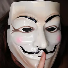 В Чикаго нашли способ обмануть систему распознавания лиц. Она искажает фотографии — но разница совсем незаметна