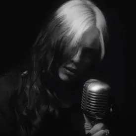 Вышел клип на песню Билли Айлиш No Time To Die к фильму «Не время умирать»