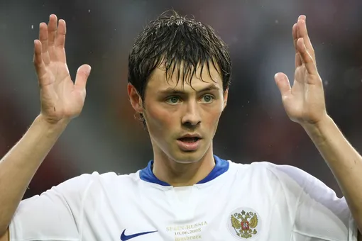 Бронзовый призер Евро-2008 в составе сборной России по футболу Динияр Билялетдинов получил повестку из военкомата Бронзовый призер Евро-2008 в составе сборной России по футболу Динияр Билялетдинов получил повестку из военкомата