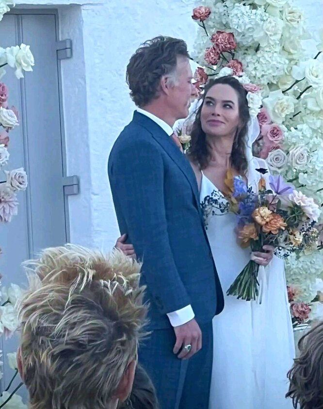 Қабырғадағы порно онлайн