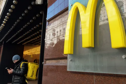 ТАСС: рестораны McDonald's могут вновь открыться в России до мая