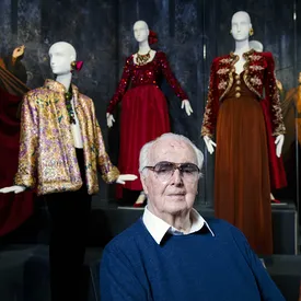 Умер французский модельер Юбер де Живанши Умер французский модельер Юбер де Живанши