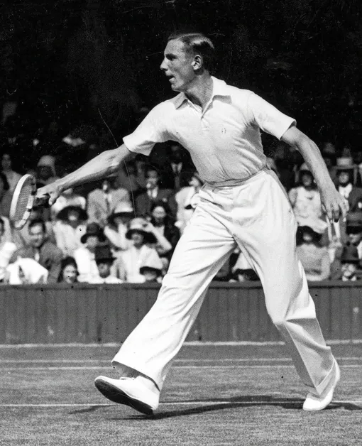 Теннисист Фред Перри на Уимблдонском турнире 1931