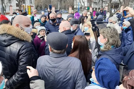 Жители столичного Измайлово выступили против спортивной площадки для детей с синдромом Дауна. НКО пришлось отказаться от идеи ее установки