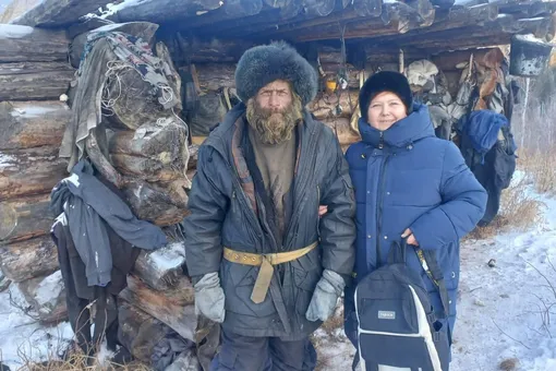 В Бурятии отшельник прожил в землянке 25 лет. Возвращаться к людям он не собирается В Бурятии отшельник прожил в землянке 25 лет. Возвращаться к людям он не собирается
