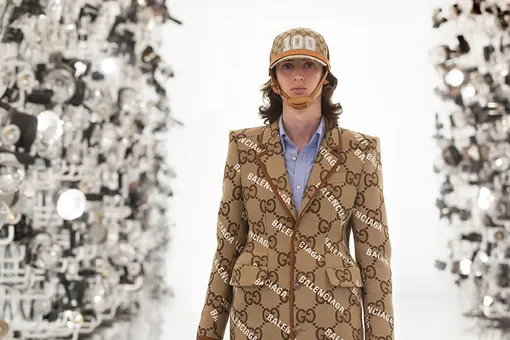 Первое шоу в год столетнего юбилея: Gucci показали коллекцию Aria Первое шоу в год столетнего юбилея: Gucci показали коллекцию Aria