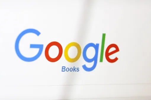 В Google Books нашли книги, которые могли быть сгенерированы нейросетью. Например, книга про торговлю акциями