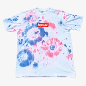 Футболка Supreme была продана на аукционе за почти 4 миллиона рублей Футболка Supreme была продана на аукционе за почти 4 миллиона рублей