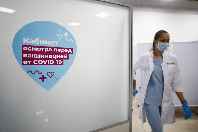 В России выявили 11 198 новых случаев заражения коронавирусом В России выявили 11 198 новых случаев заражения коронавирусом