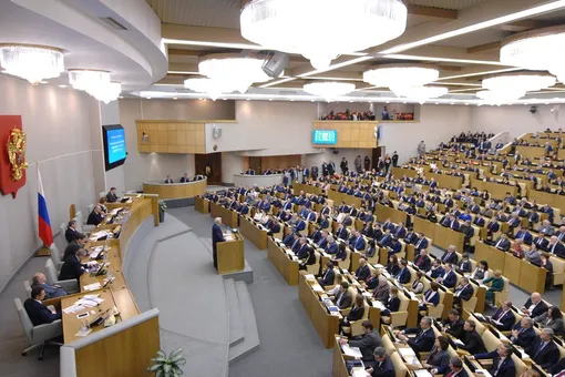 Госдума приняла закон об обязательной предустановке российского софта на смартфоны и ноутбуки