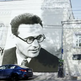 Леонид Парфенов опубликовал заключительную серию «Русских евреев» Леонид Парфенов опубликовал заключительную серию «Русских евреев»