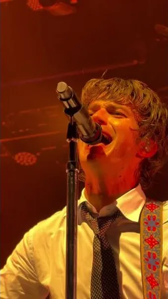 Смотреть Смотреть