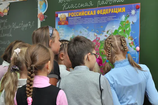Опрос: большинство российских школьников в будущем хотят заниматься бизнесом