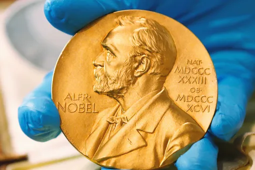 Вручение Нобелевской премии по литературе перенесли из-за скандала с домогательствами