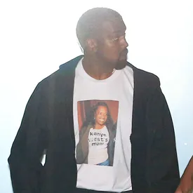 Канье Уэст выпустил новый трек Donda. Он посвятил эту песню своей покойной матери Канье Уэст выпустил новый трек Donda. Он посвятил эту песню своей покойной матери