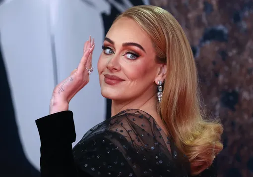 Адель на премии Brit Awards 2022