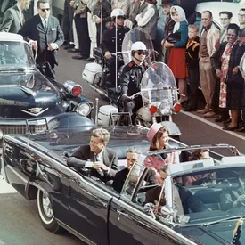 Далласская трагедия: три выстрела, которые унесли жизнь Джона Фицджеральда Кеннеди