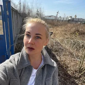 Юлию Навальную пригрозили поставить на учет в полиции как склонную к административным правонарушениям Юлию Навальную пригрозили поставить на учет в полиции как склонную к административным правонарушениям