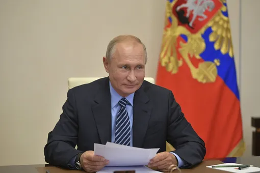 Семилетний школьник написал письмо Путину и попросил на Новый год акции «Газпрома». Ему вручили тульский пряник и портрет президента с автографом