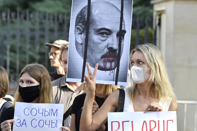 Представитель МВД Беларуси заявил, что протестующие присылают силовикам дикпики с целью «оказать психологическое воздействие»