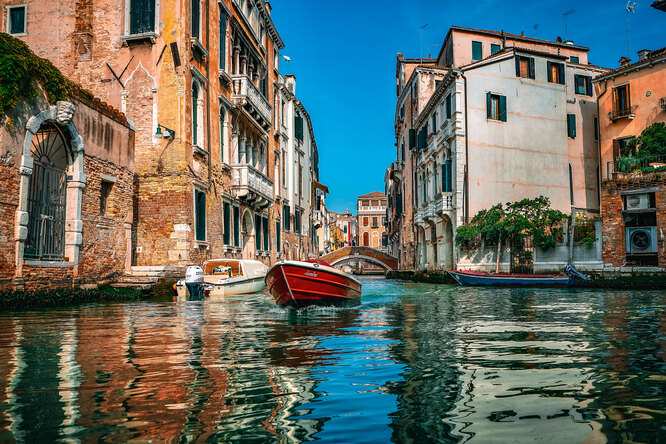 Венеция введет плату в размере 5 евро для туристов, въезжающих в страну на один день