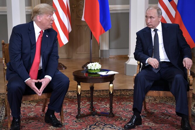 Путин и Трамп провели переговоры по телефону. Они говорили больше часа