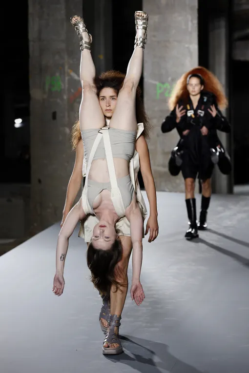 Rick Owens весна-лето 2016 Rick Owens весна-лето 2016