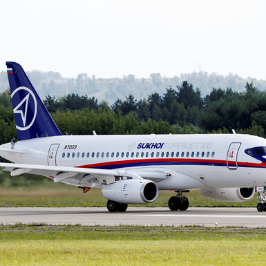 Что известно о самолете Sukhoi Superjet 100 и почему его критикуют