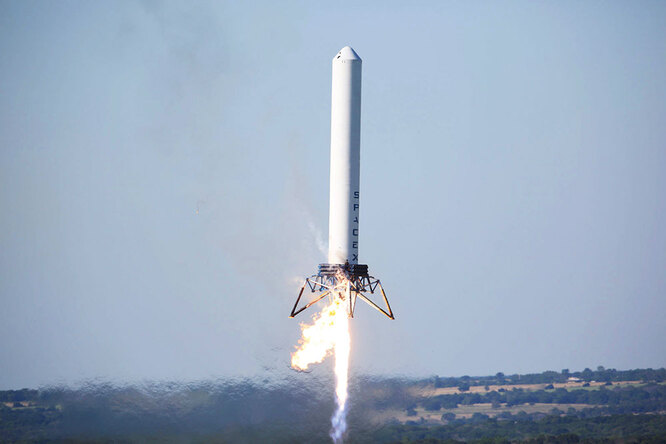 Grasshopper («Кузнечик») – экспериментальная ракета, на которой инженеры SpaceX отрабатывали взлет и посадку. Стала основой для серийных ракет Falcon («Сокол») Grasshopper («Кузнечик») – экспериментальная ракета, на которой инженеры SpaceX отрабатывали взлет и посадку. Стала основой для серийных ракет Falcon («Сокол»)