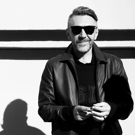 Сергей Шнуров — о русском кино, безнадежных проектах, политике и разрыве с Матильдой Сергей Шнуров — о русском кино, безнадежных проектах, политике и разрыве с Матильдой
