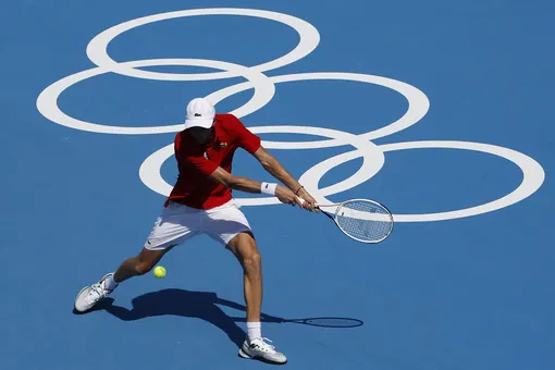 Оргкомитет Олимпиады проверит слова чилийского журналиста, который спросил у теннисиста Медведева, «несут ли российские спортсмены клеймо мошенников»
