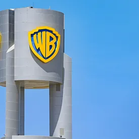 Apple, Amazon, Netflix и Paramount борются за покупку Warner Bros.