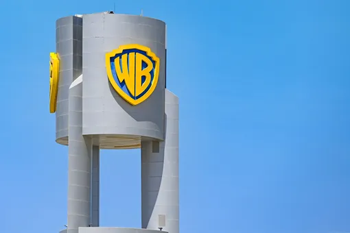 Apple, Amazon, Netflix и Paramount борются за покупку Warner Bros.