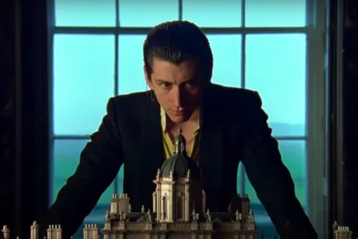 Arctic Monkeys выпустили клип на трек Four Out Of Five