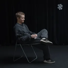 «Ты теперь пацан, ты на интервью»: вышел новый выпуск «Плюшек» со звездой «Слова пацана» Рузилем Минекаевым «Ты теперь пацан, ты на интервью»: вышел новый выпуск «Плюшек» со звездой «Слова пацана» Рузилем Минекаевым