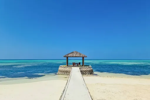 Поздним зумерам пожизненно запретили курить на Мальдивах Поздним зумерам пожизненно запретили курить на Мальдивах