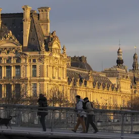 Преступники ограбили Лувр на €88 млн