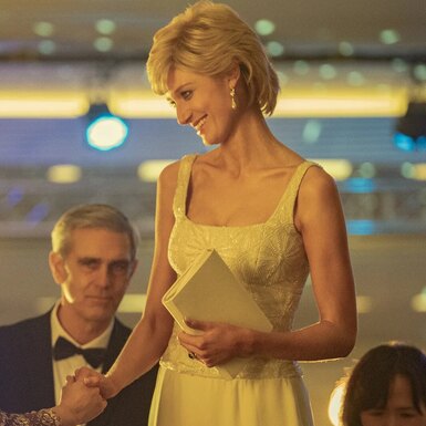 Сериалы ноября: шестой сезон «Короны», «Слово пацана» и эротическое драмеди с Никитой Ефремовым Сериалы ноября: шестой сезон «Короны», «Слово пацана» и эротическое драмеди с Никитой Ефремовым