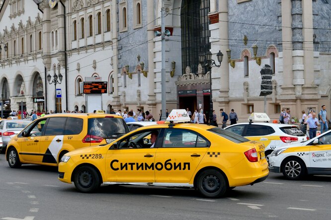 «Ситимобил» запретил таксистам дотрагиваться до пассажиров и говорить с ними на личные темы