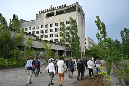Владимир Зеленский решил превратить Чернобыль в туристический объект