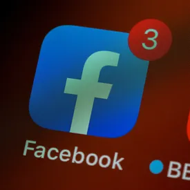 Facebook* запретил СМИ и жителям Австралии публиковать новости — в ответ на законопроект, обязывающий компании платить за них Facebook* запретил СМИ и жителям Австралии публиковать новости — в ответ на законопроект, обязывающий компании платить за них
