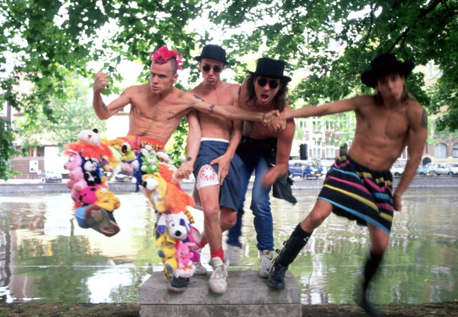 Red Hot Chilli Peppers в начале 1990-х