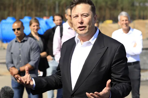 Илон Маск пообещал выпустить Tesla за $25 тысяч через три года, повторив свои слова двухлетней давности