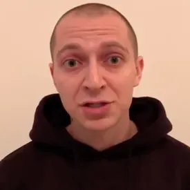 Билеты на концерт в поддержку рэпера Хаски раскупили за несколько часов Билеты на концерт в поддержку рэпера Хаски раскупили за несколько часов